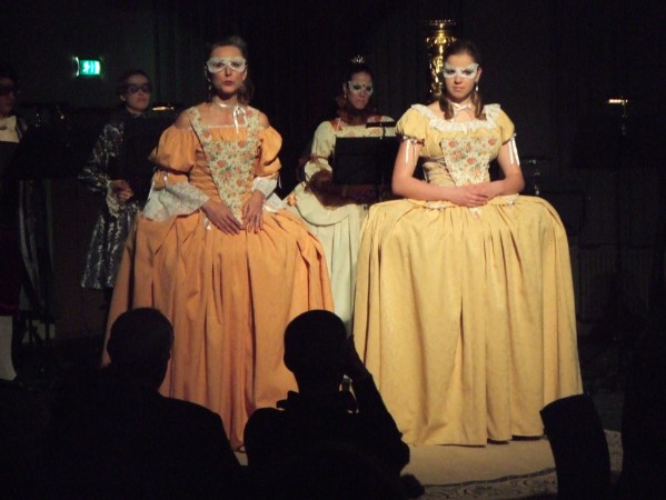 B. Jaud-Grimm und Janina Staub als Israelitinnen B. Jaud-Grimm und Janina Staub als Israelitinnen